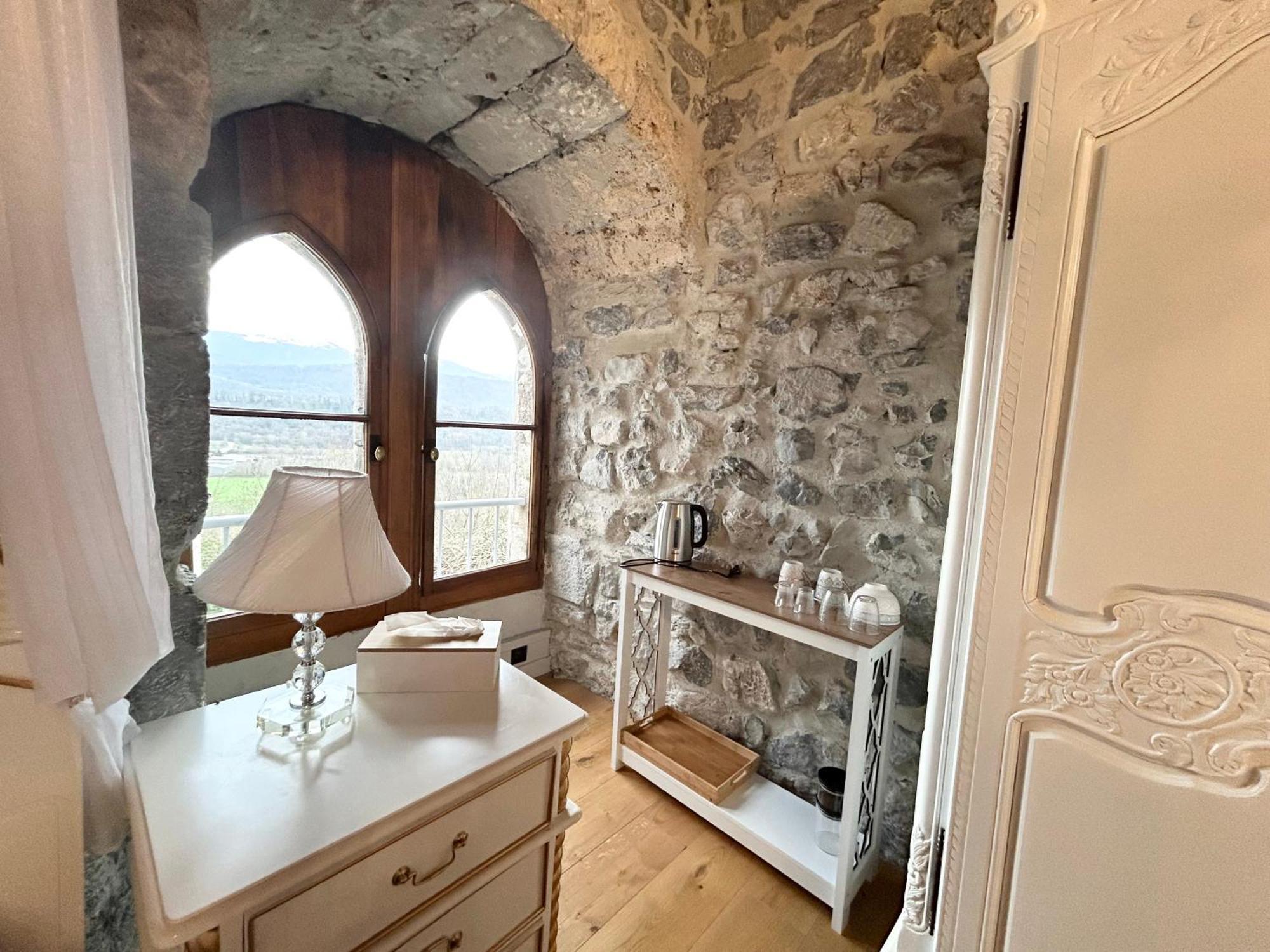 Chateau De La Rive - Suite Prestige - Chambre 2 Personnes Cruet Exterior foto